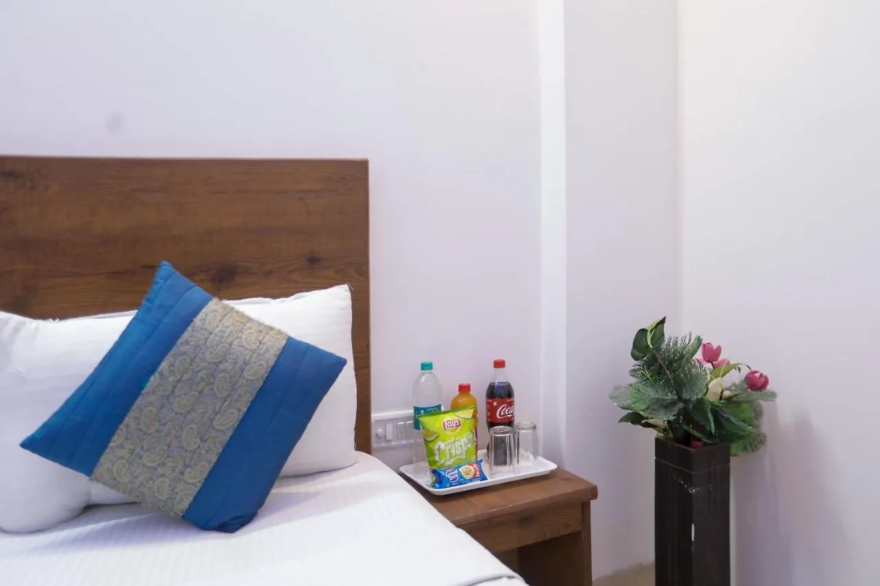 Hotel Moody Moon Delhi Airport 3*, New Delhi India