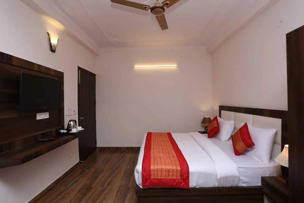 Hotel Moody Moon Delhi Airport  New Delhi